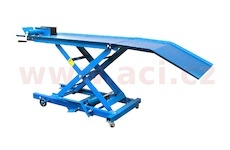 motocyklový zvedák, hydraulický, nosnost 360 kg, celkový rozměr plošiny 2200x500 mm